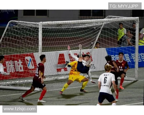 另类足球巨星:突破常规与传统的赛场新面貌 另类足球巨星:突破常规与传统的赛场新面貌