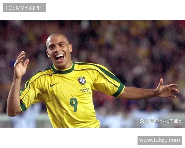 当年传奇足球球星回顾:从巅峰到传奇的成长与辉煌历程 当年传奇足球球星回顾:从巅峰到传奇的成长与辉煌历程