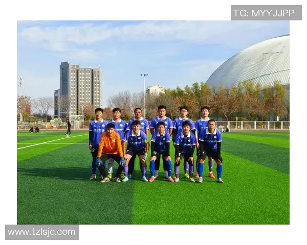 群星闪耀绿茵盛典 世界足球巨星荣耀时刻大合影