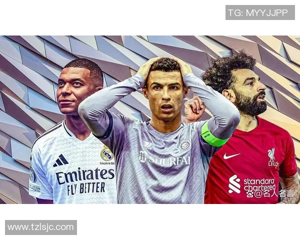 足球球星赛场祈祷瞬间展现信仰力量与运动精神交织之美